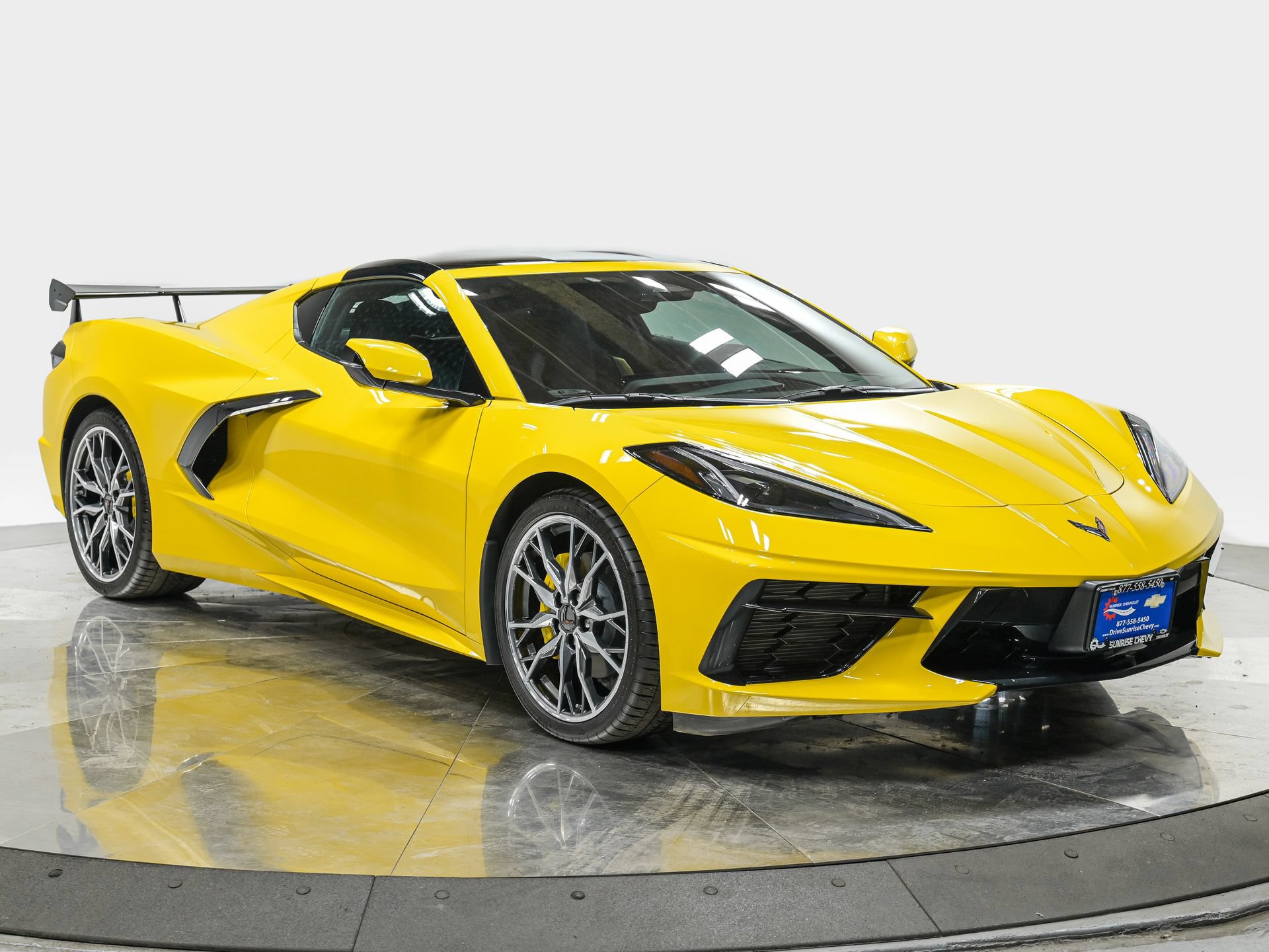 Used 2026 Chevrolet Corvette Stingray Coupe w/ 1LT RWD image 9