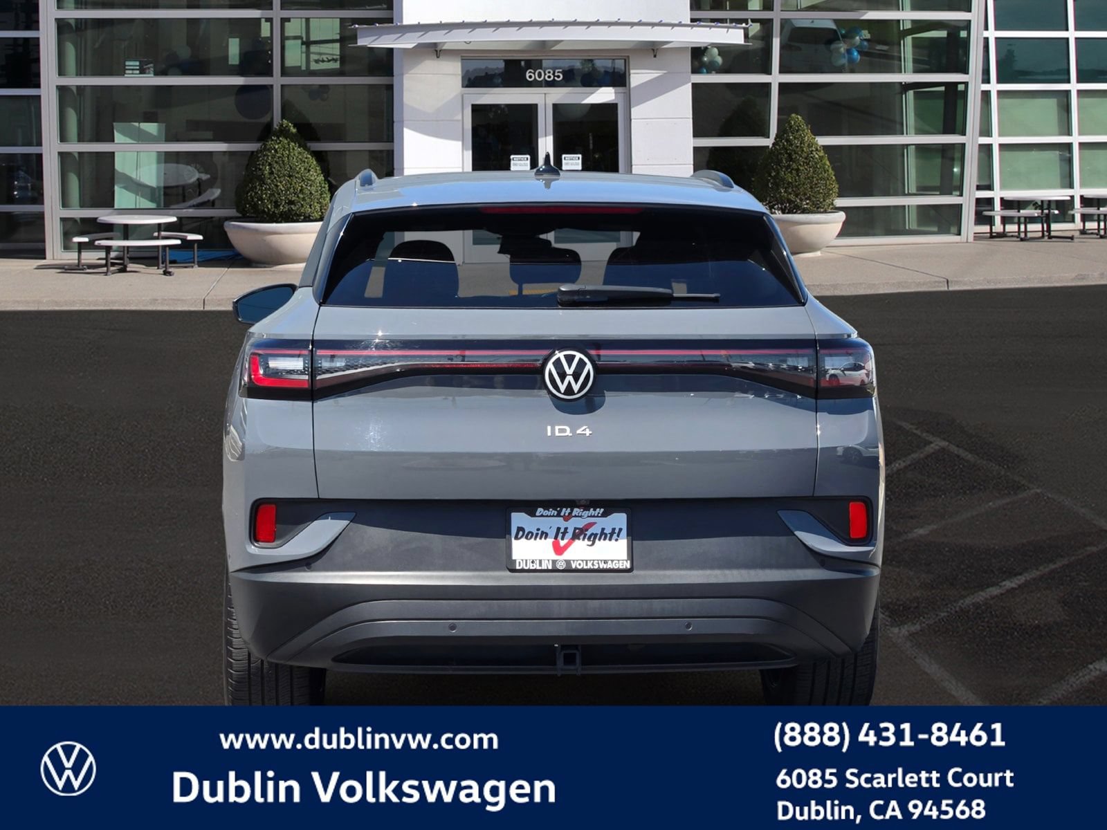 Used 2023 Volkswagen ID.4 Pro S AWD/4WD image 5