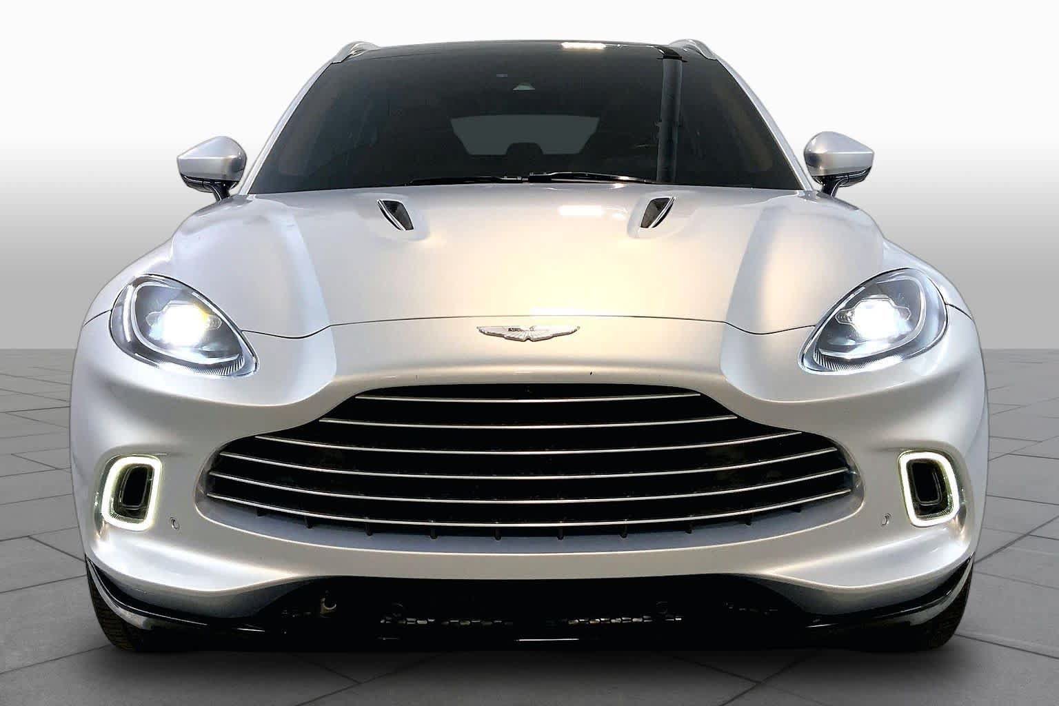 Used 2021 Aston Martin DBX AWD/4WD image 3