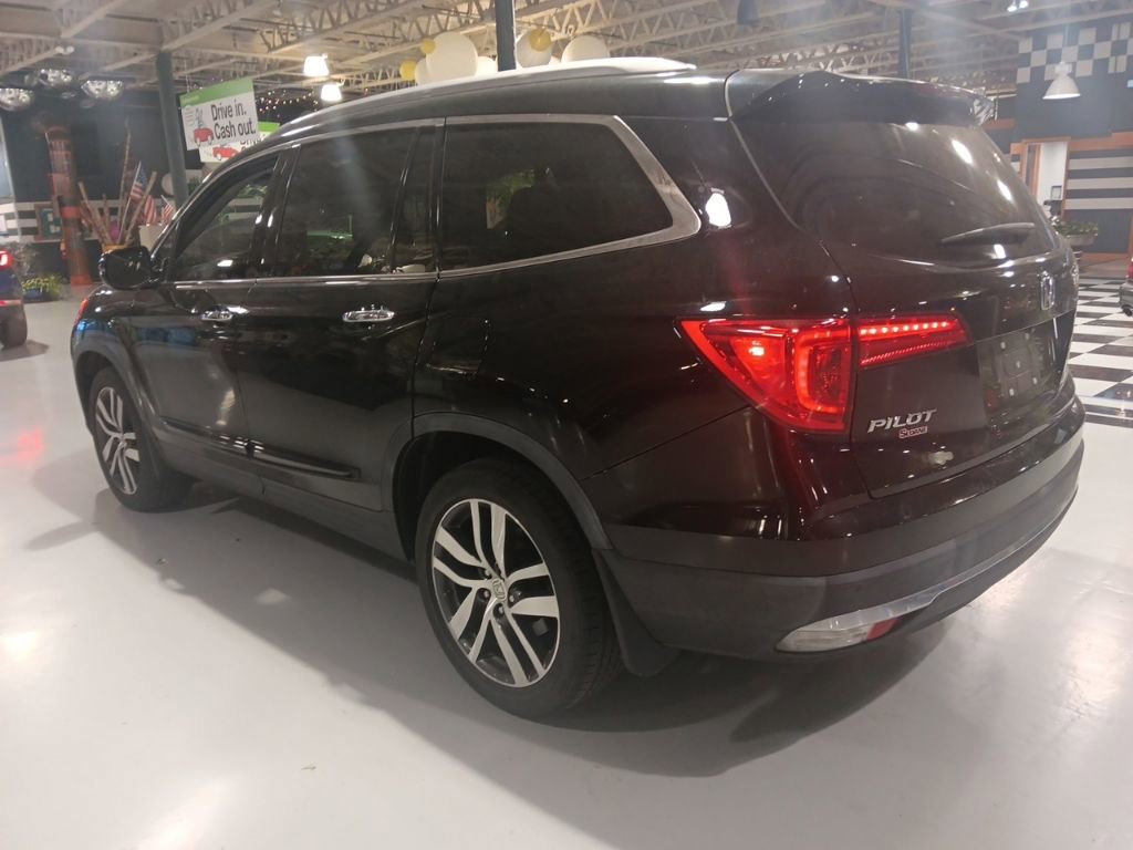 Used 2018 Honda Pilot Touring image 8