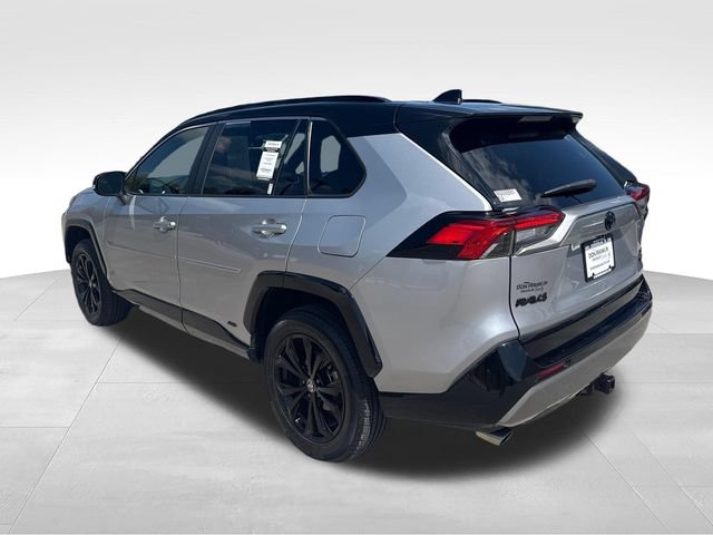 Used 2022 Toyota RAV4 XSE w/ XSE Grade Weather Package AWD/4WD video 3