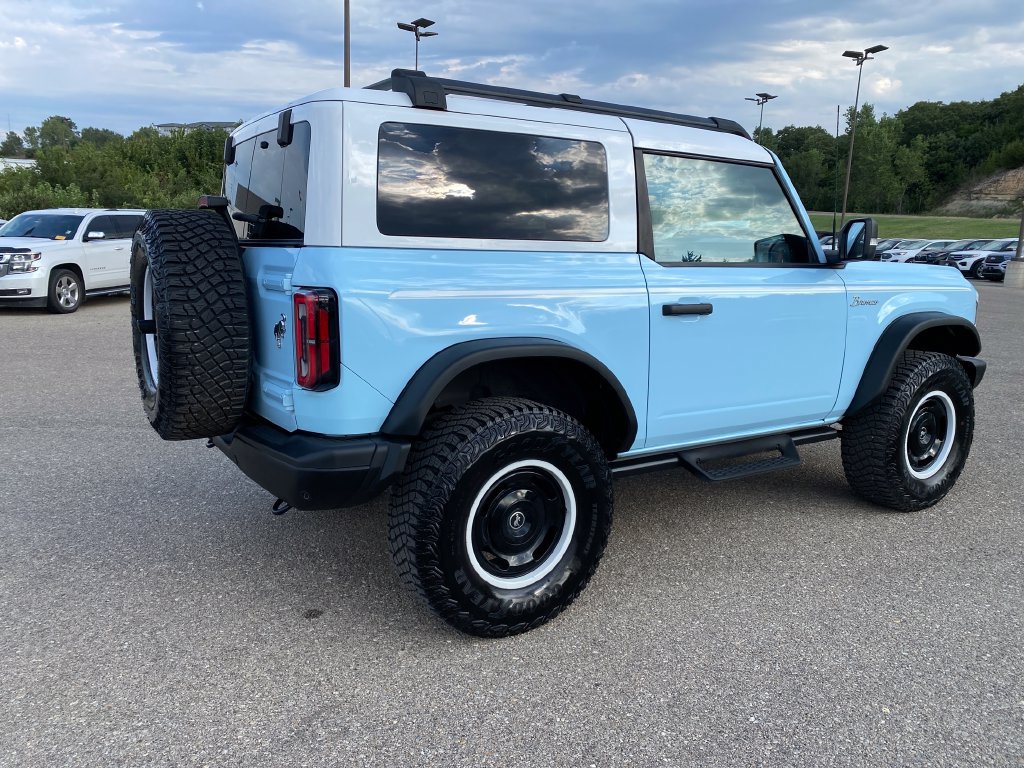 Used 2024 Ford Bronco Heritage Edition AWD/4WD image 6