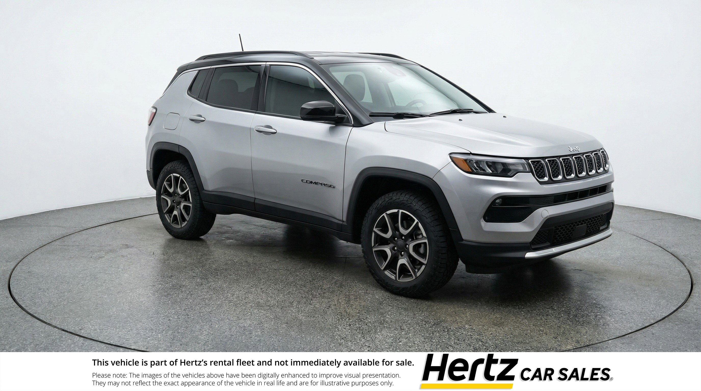 Used 2025 Jeep Compass Trailhawk image 1