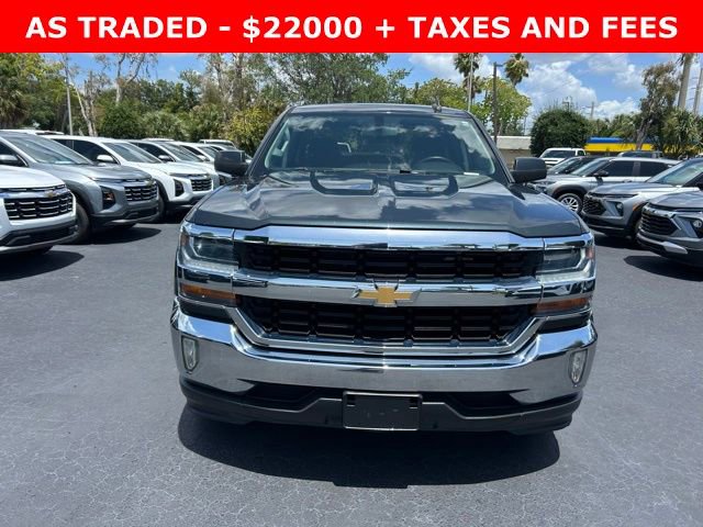 Used 2018 Chevrolet Silverado 1500 LT w/ Texas Edition RWD image 2