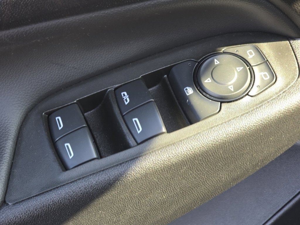 Used 2024 Chevrolet Equinox LT image 20