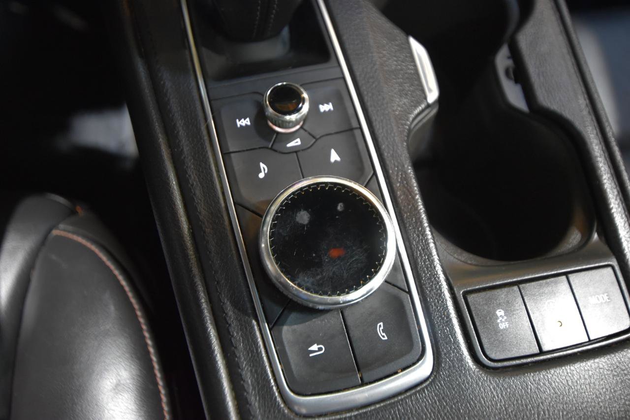 Used 2019 Cadillac XT4 Sport image 31