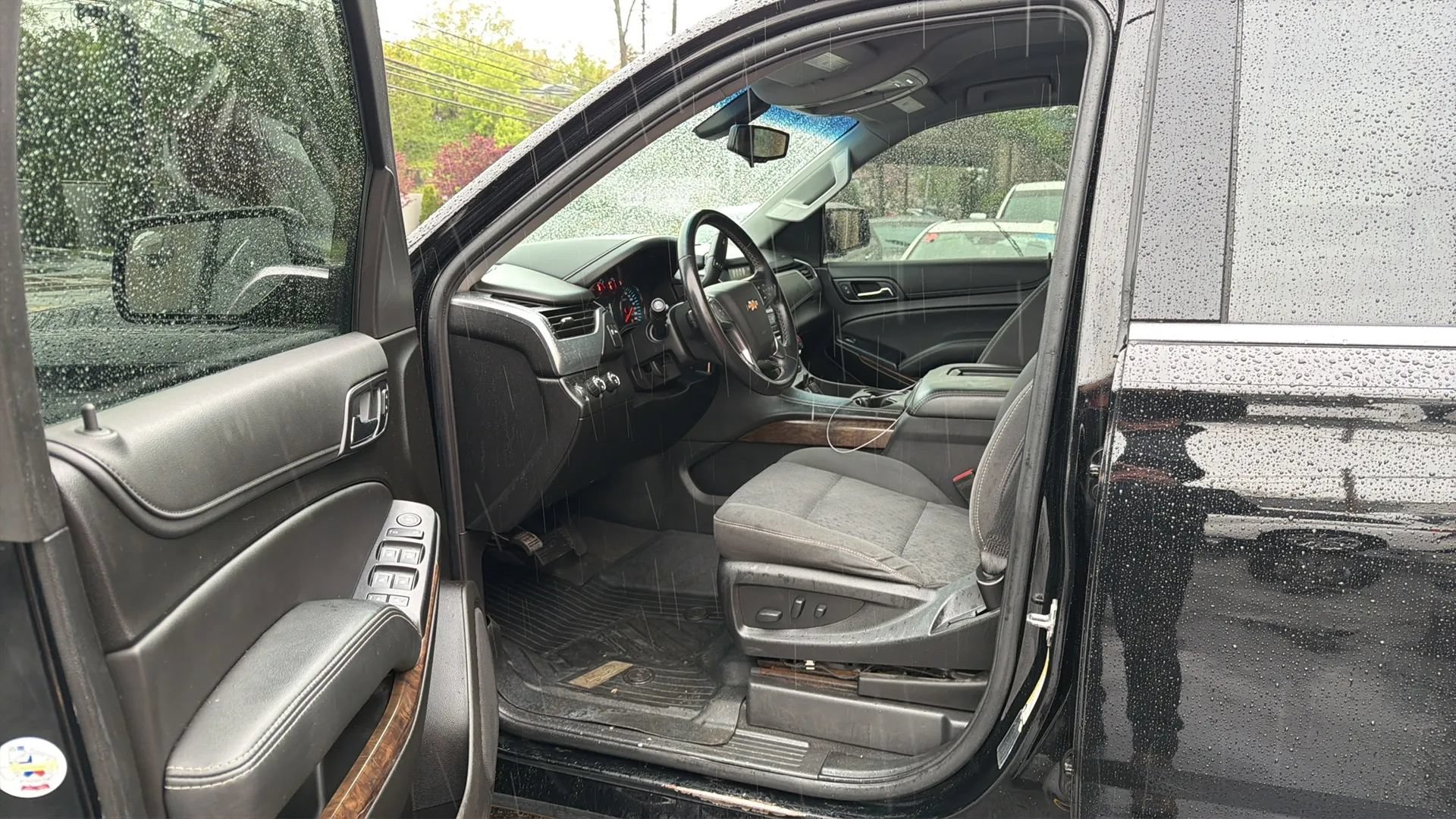 Used 2019 Chevrolet Tahoe LS AWD/4WD image 22