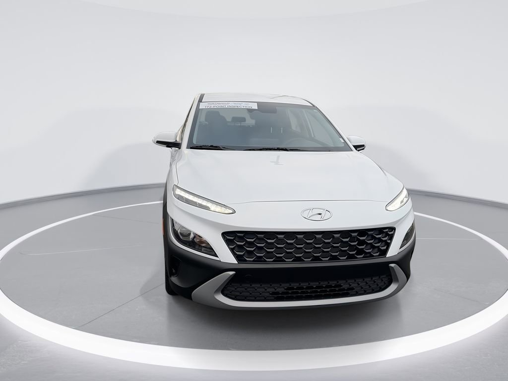 Used 2023 Hyundai Kona SE image 3