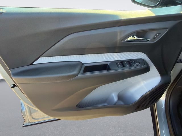 New 2027 Chevrolet Bolt LT w/ Comfort Package FWD image 17