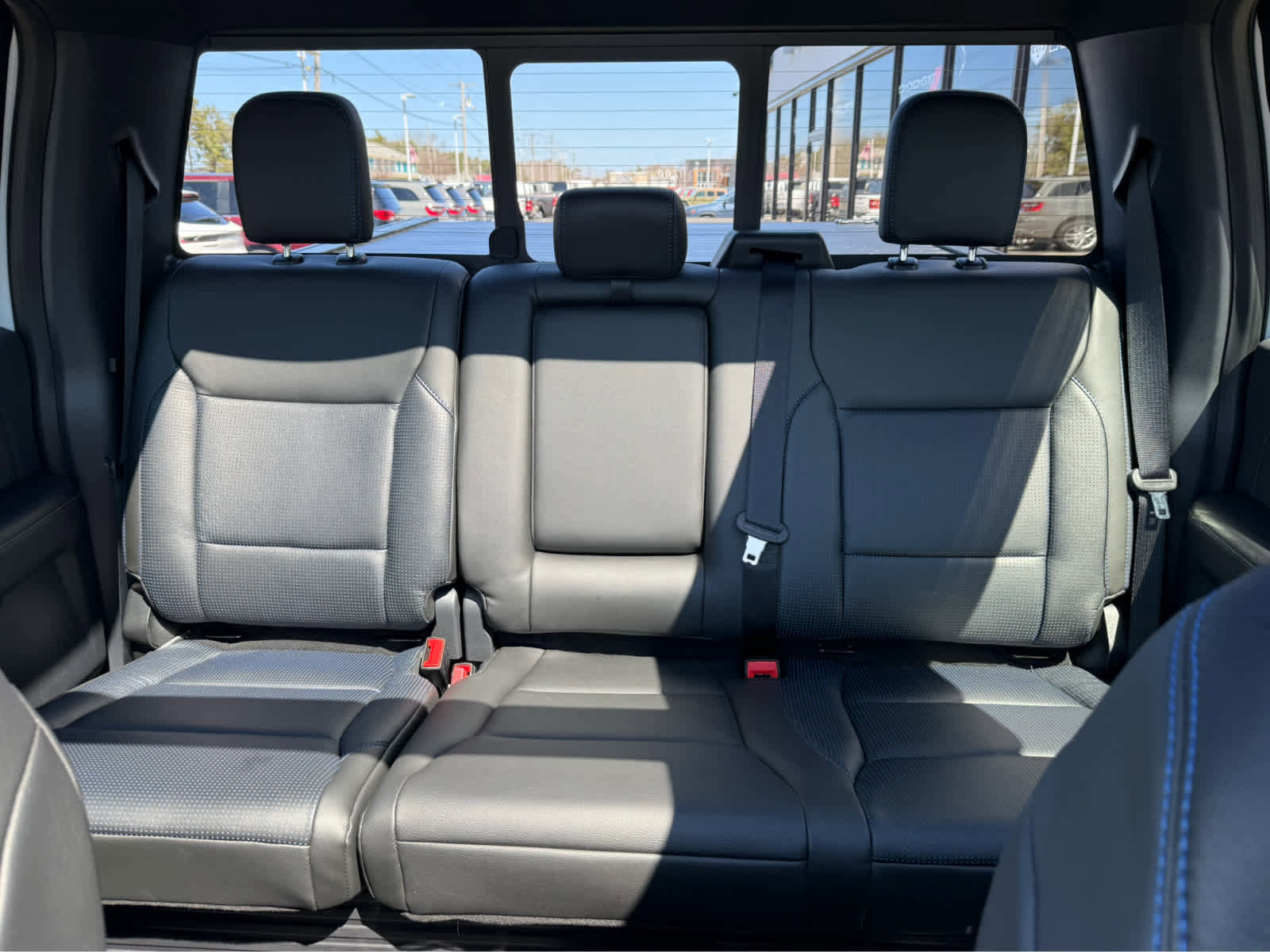 Used 2025 Ford F150 Lariat w/ Equipment Group 502A High image 29