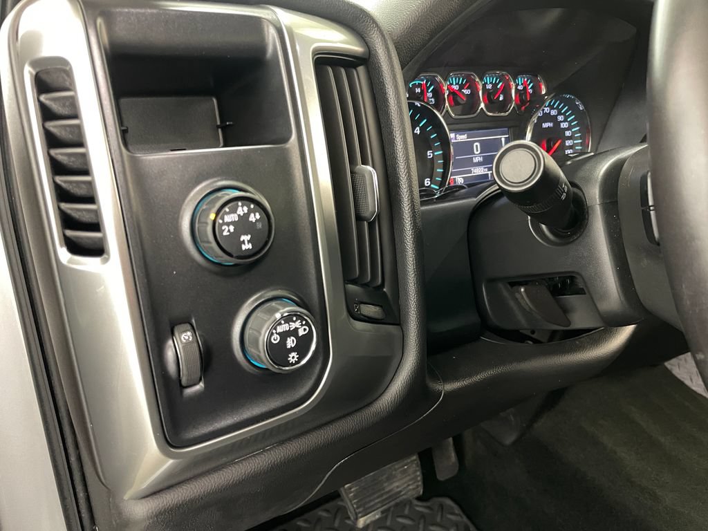 Used 2014 Chevrolet Silverado 1500 LT w/ LT Convenience Package AWD/4WD image 17