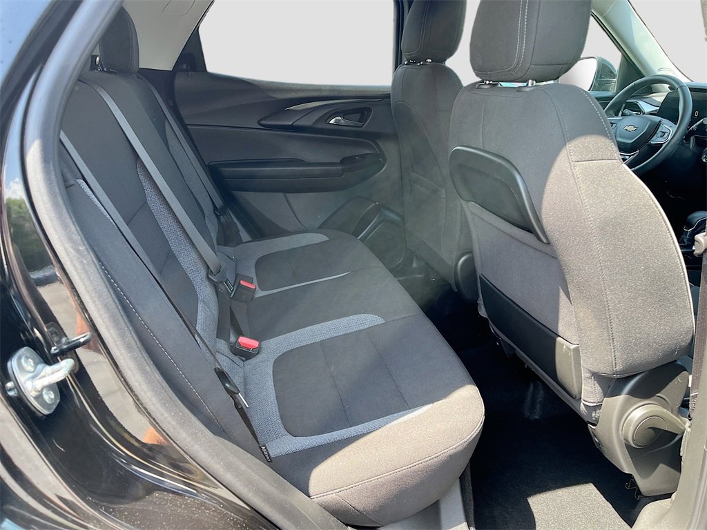 Used 2024 Chevrolet TrailBlazer LT w/ LT Cold Weather Package image 25