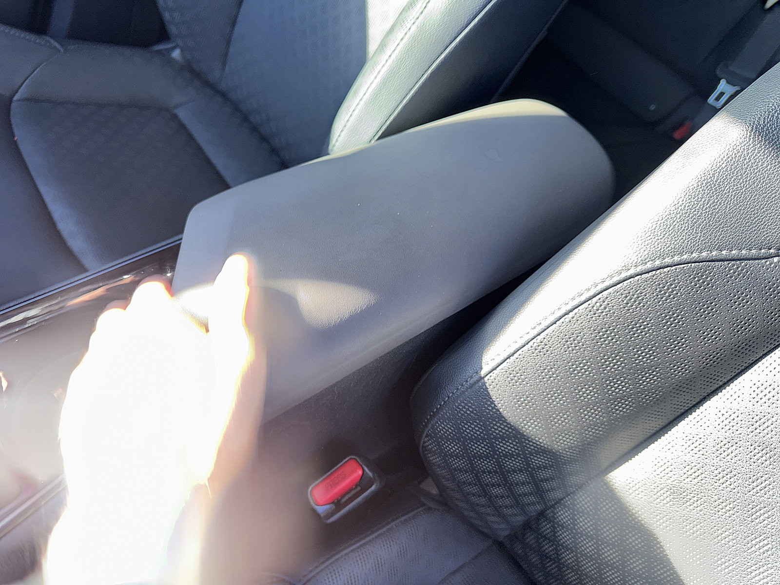 Used 2021 Toyota C-HR Limited FWD image 48