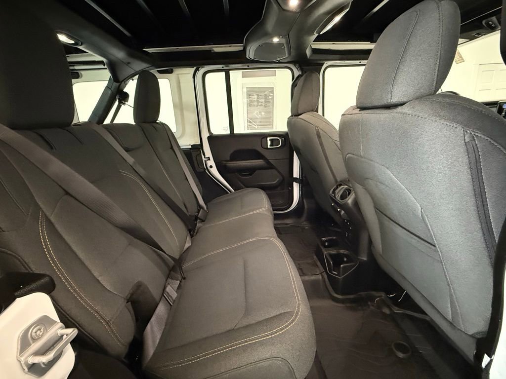 Used 2024 Jeep Wrangler Sahara w/ Safety Group image 24