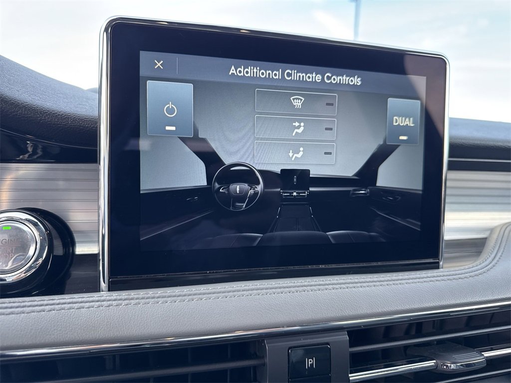 Used 2021 Lincoln Corsair AWD w/ Equipment Group 101A image 19