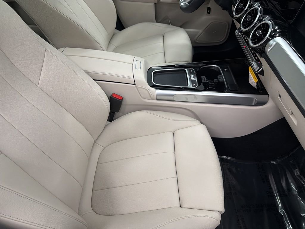 New 2026 Mercedes-Benz GLB 250 image 30