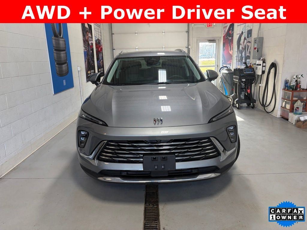 Used 2025 Buick Envision Preferred image 3