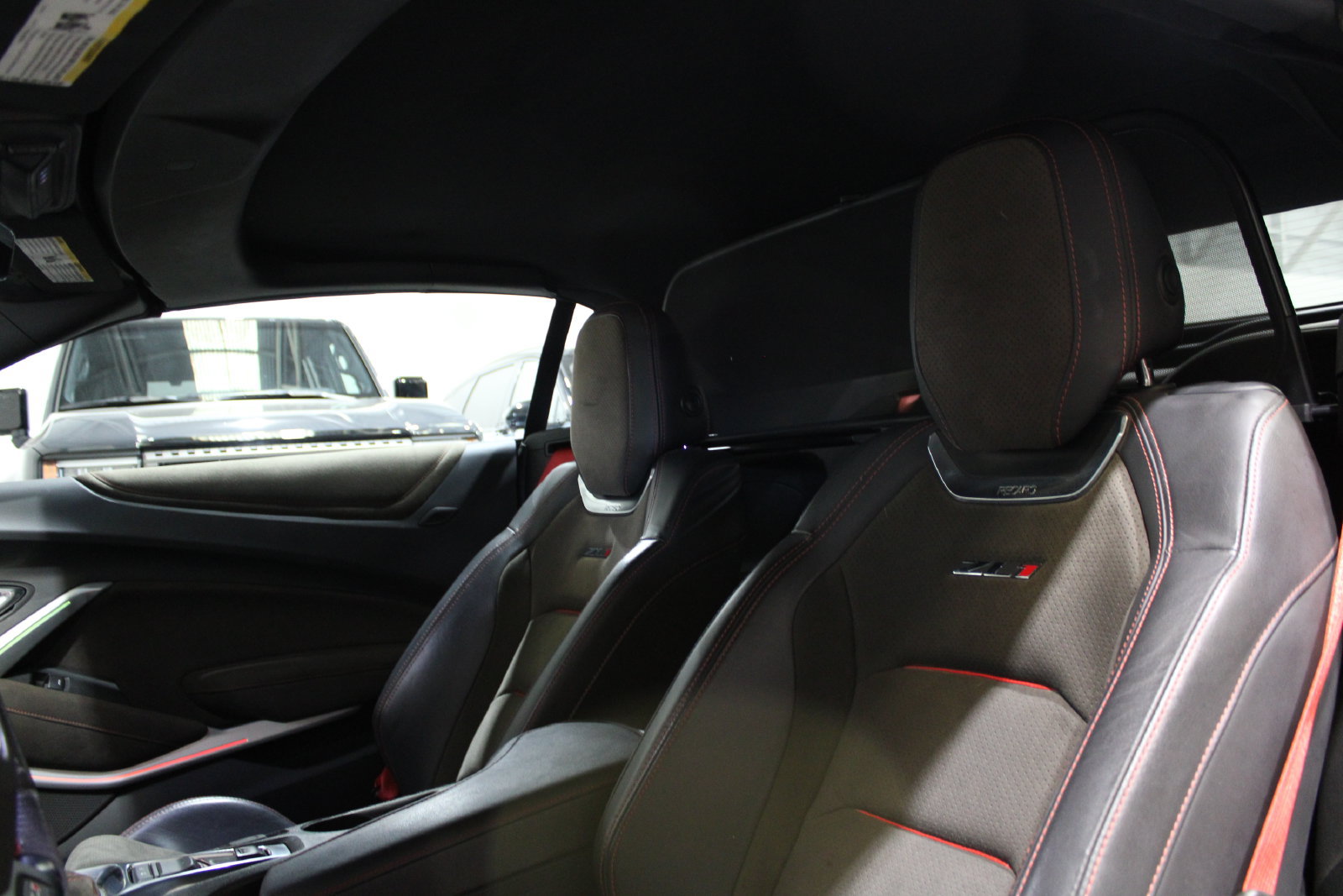 Used 2019 Chevrolet Camaro ZL1 RWD image 20