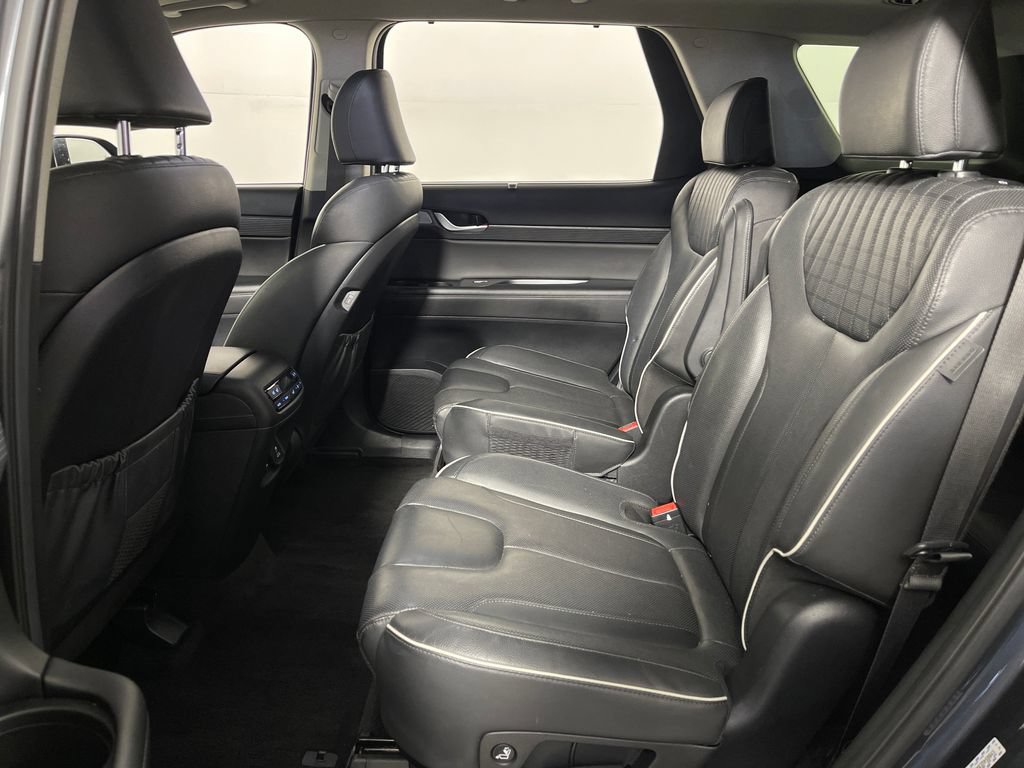 Certified 2024 Hyundai Palisade Limited FWD image 13