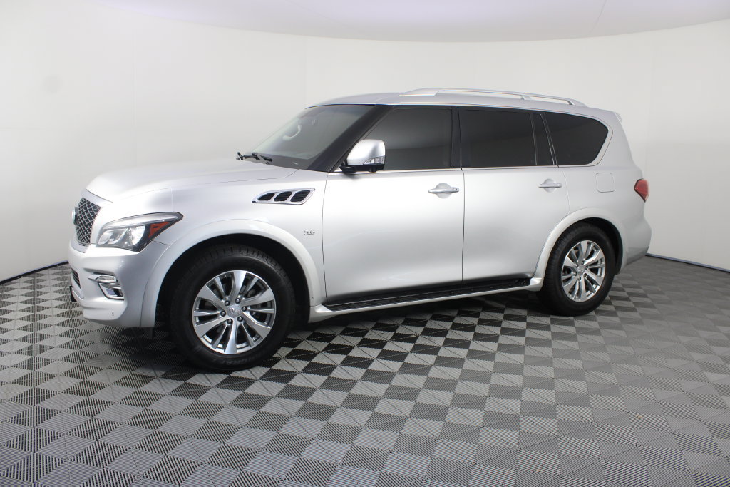 Used 2017 INFINITI QX80 4WD image 2
