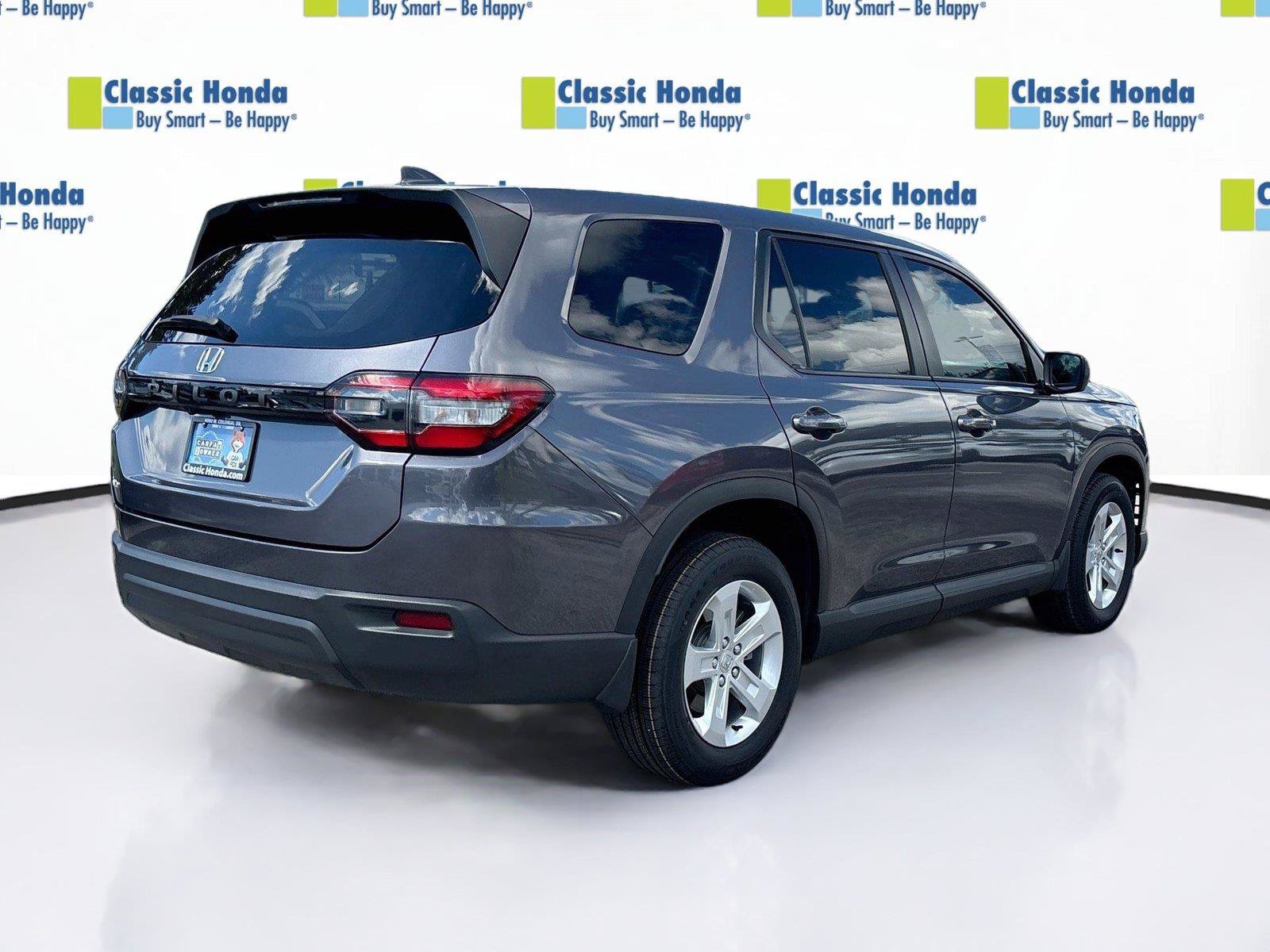 Certified 2023 Honda Pilot LX image 8