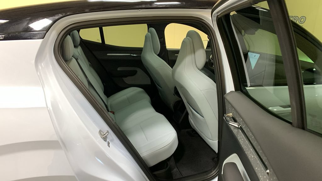 Used 2025 Volvo EX30 Ultra w/ Climate Package AWD/4WD image 14