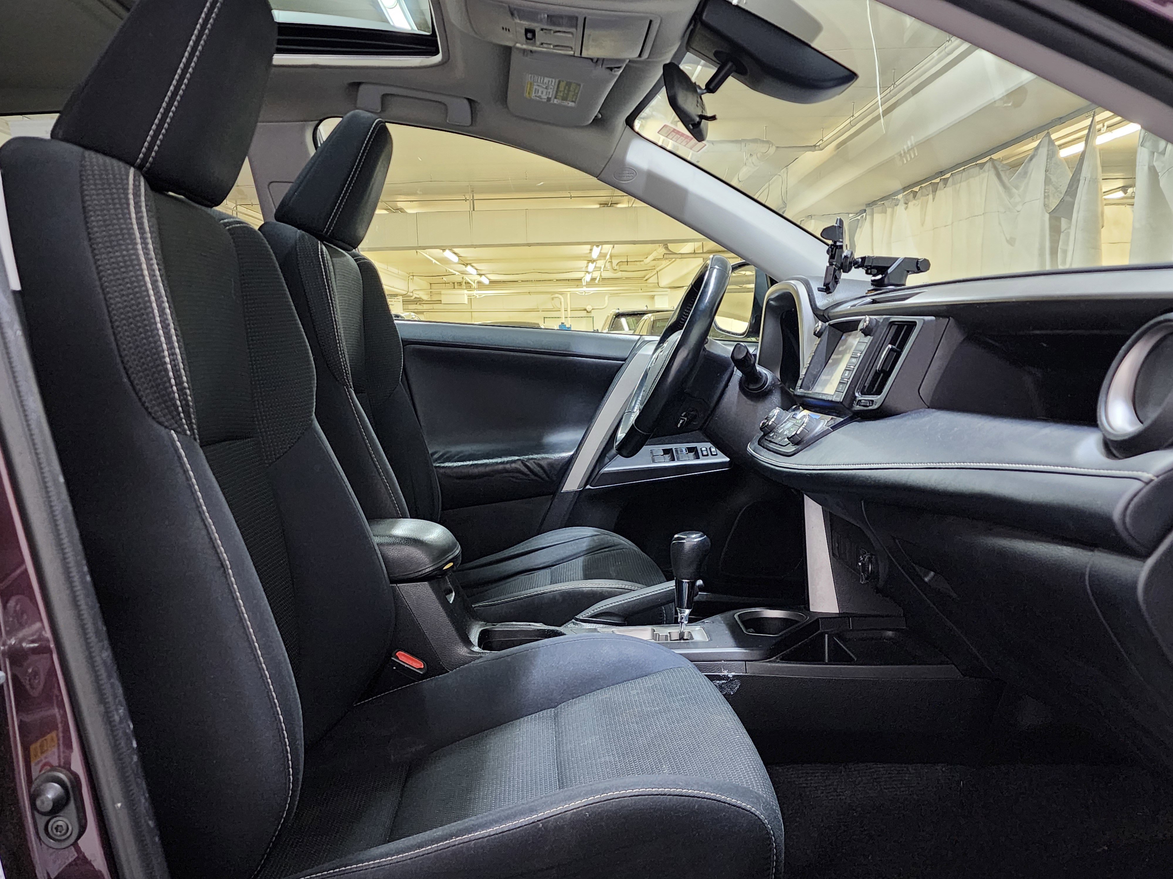 Used 2016 Toyota RAV4 XLE w/ Convenience Package image 20