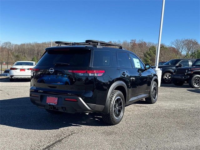 New 2025 Nissan Pathfinder Rock Creek image 4
