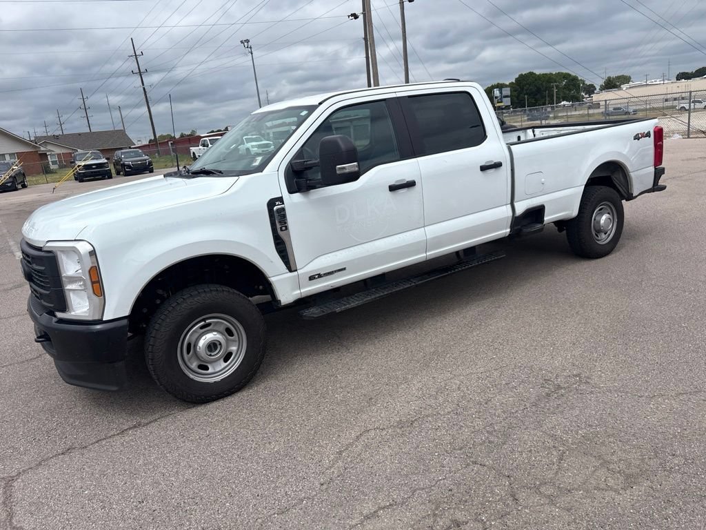 Used 2025 Ford F350 XL AWD/4WD image 11