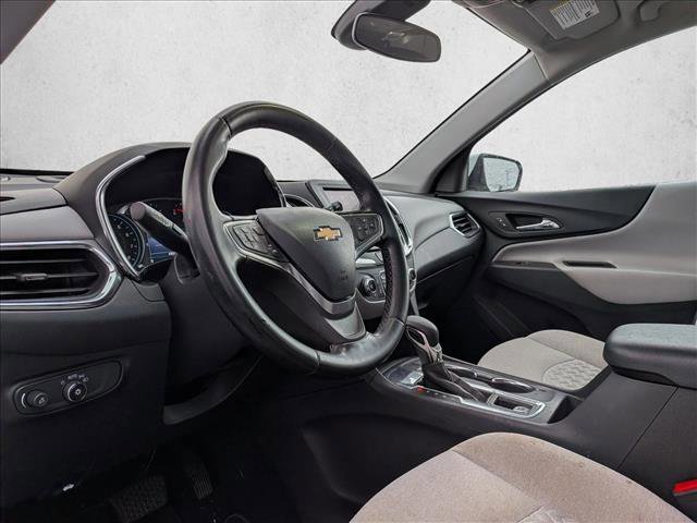 Used 2023 Chevrolet Equinox LT w/ Driver Convenience Package image 9
