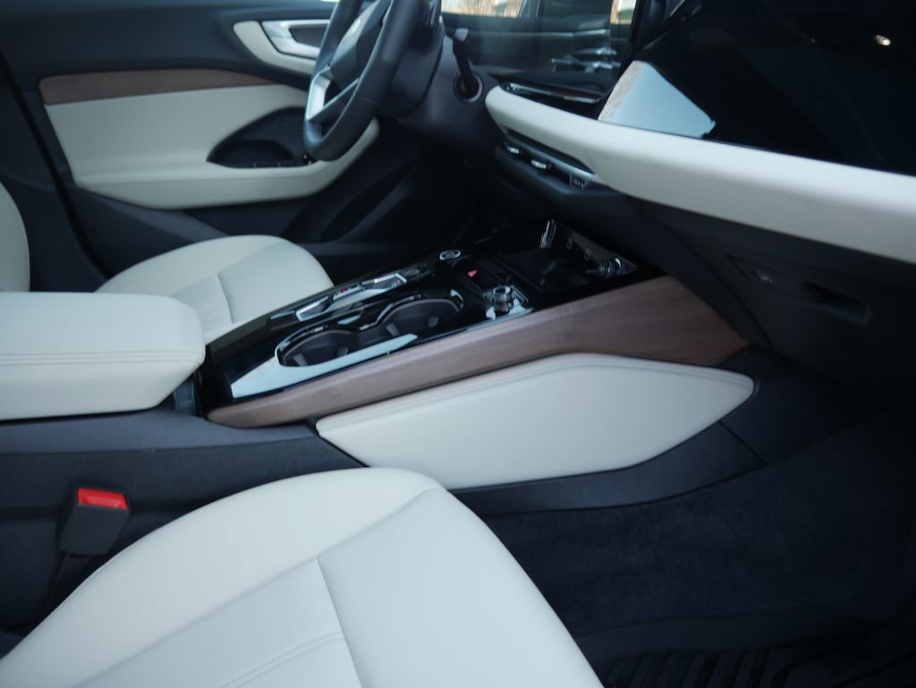 Used 2025 Audi A5 2.0T Premium Plus Sedan w/ Premium Plus image 27