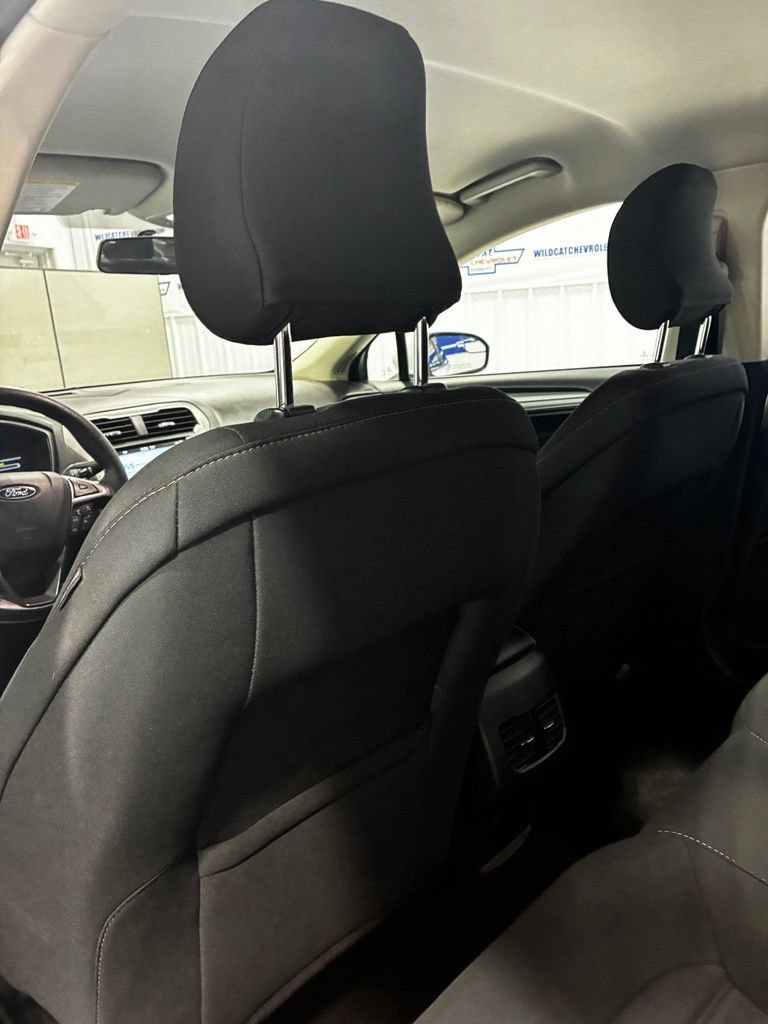 Used 2018 Ford Fusion SE w/ Fusion SE Technology Package FWD image 30