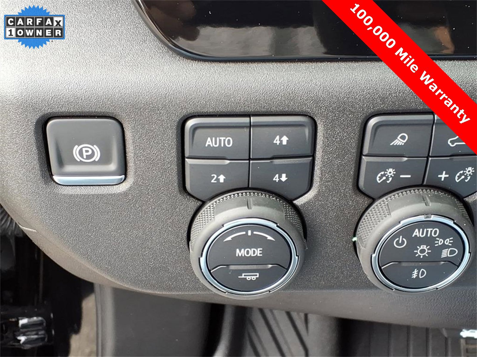 Used 2025 Chevrolet Silverado 3500 LTZ w/ LTZ Convenience Package image 28