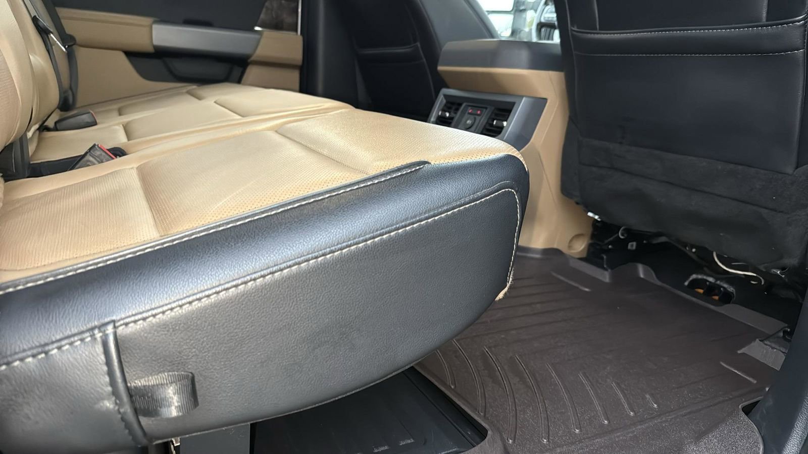 Used 2024 Ford F350 Lariat w/ Lariat Ultimate Package image 27