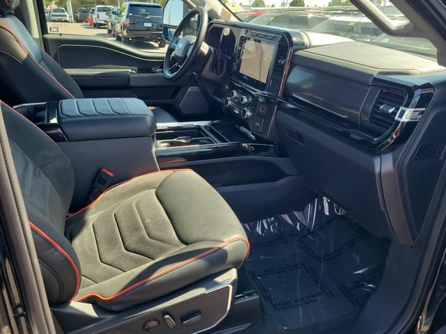 Used 2024 Ford F250 Lariat w/ Lariat Ultimate Package AWD/4WD image 23