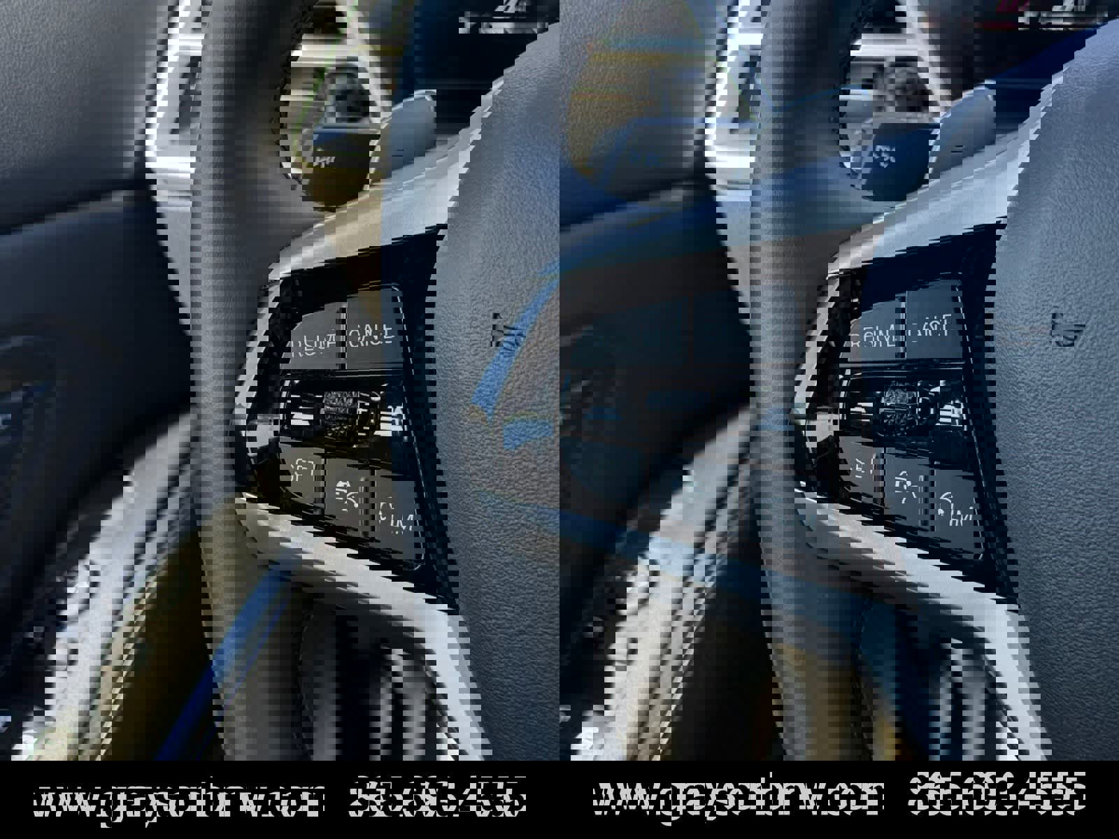 Used 2025 BMW 330i xDrive Sedan AWD/4WD image 21