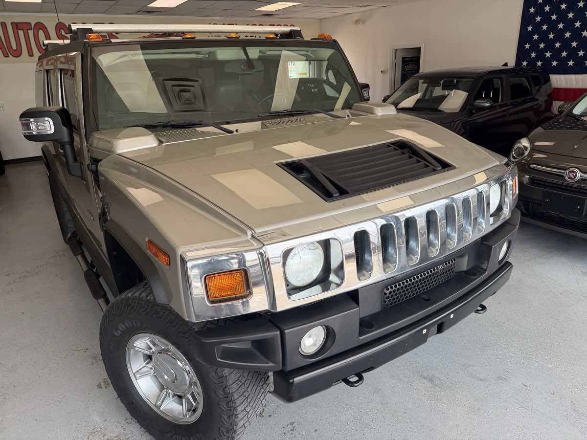 Used 2005 HUMMER H2 image 10