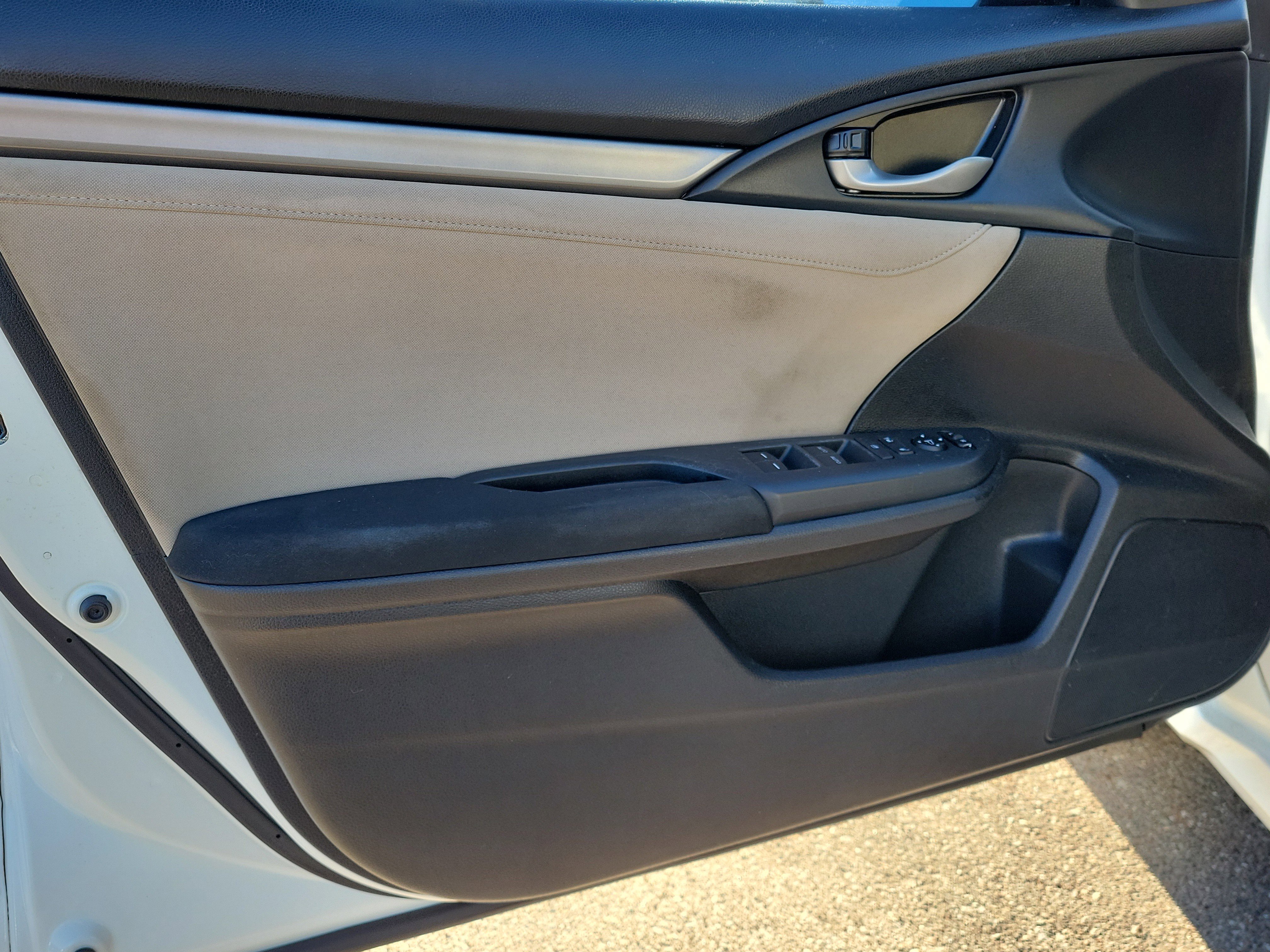 Used 2017 Honda Civic EX image 17