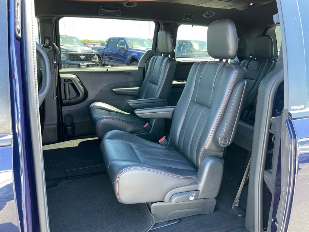 Used 2012 Dodge Grand Caravan R/T w/ Safety Sphere Group FWD image 8