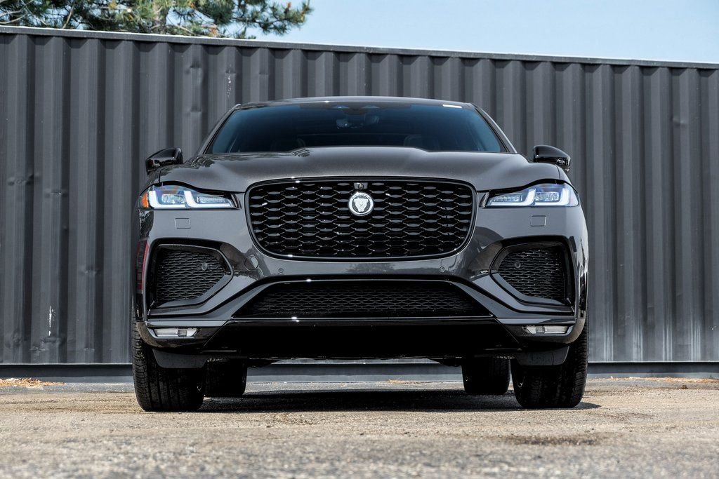 New 2026 Jaguar F-PACE R-Dynamic S image 5