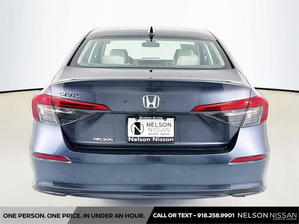 Used 2023 Honda Civic EX image 6