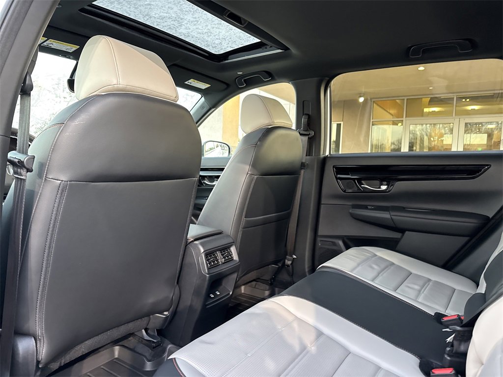 Used 2024 Honda CR-V Sport Touring image 13