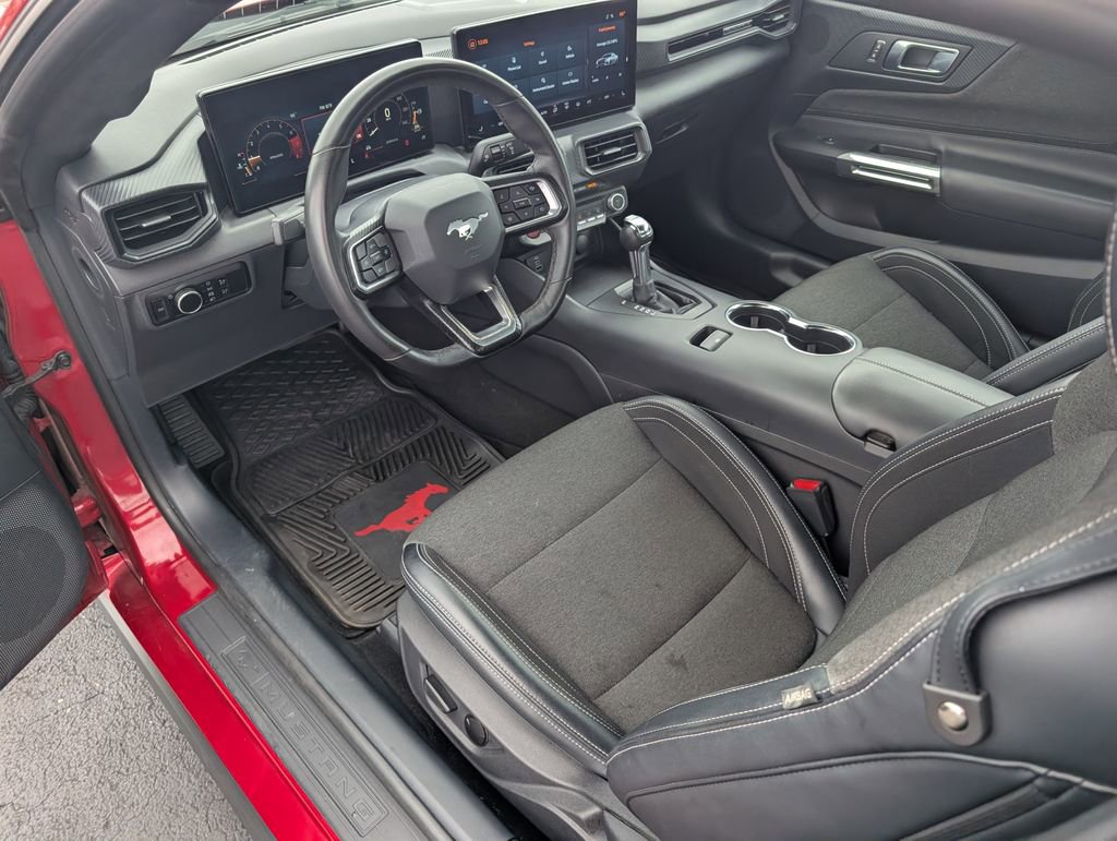 Used 2024 Ford Mustang EcoBoost image 10