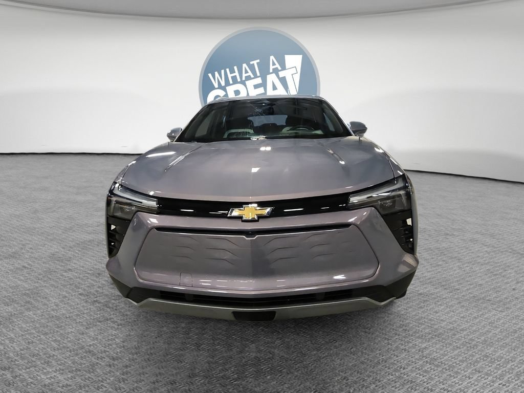 Used 2024 Chevrolet Blazer EV LT AWD/4WD image 10