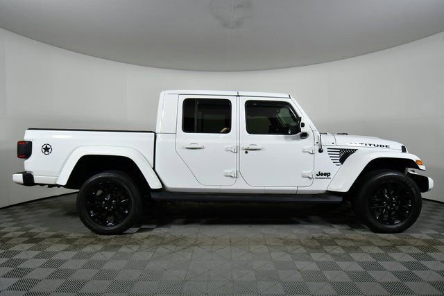 Used 2021 Jeep Gladiator Overland image 15