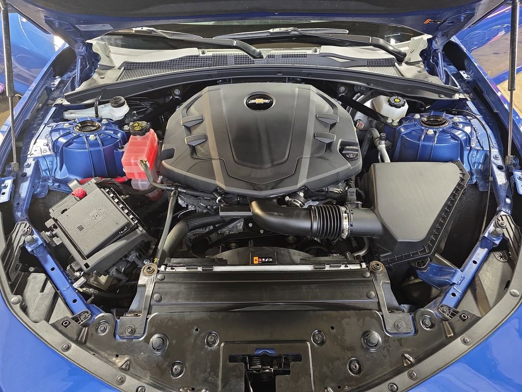 Used 2024 Chevrolet Camaro LT w/ Technology Package RWD image 26