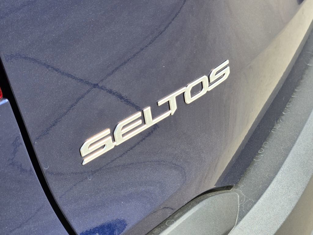 New 2026 Kia Seltos LX image 7
