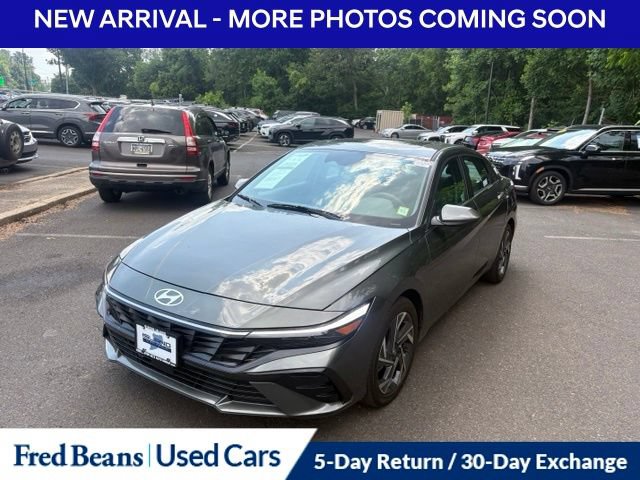 Used 2025 Hyundai Elantra SEL