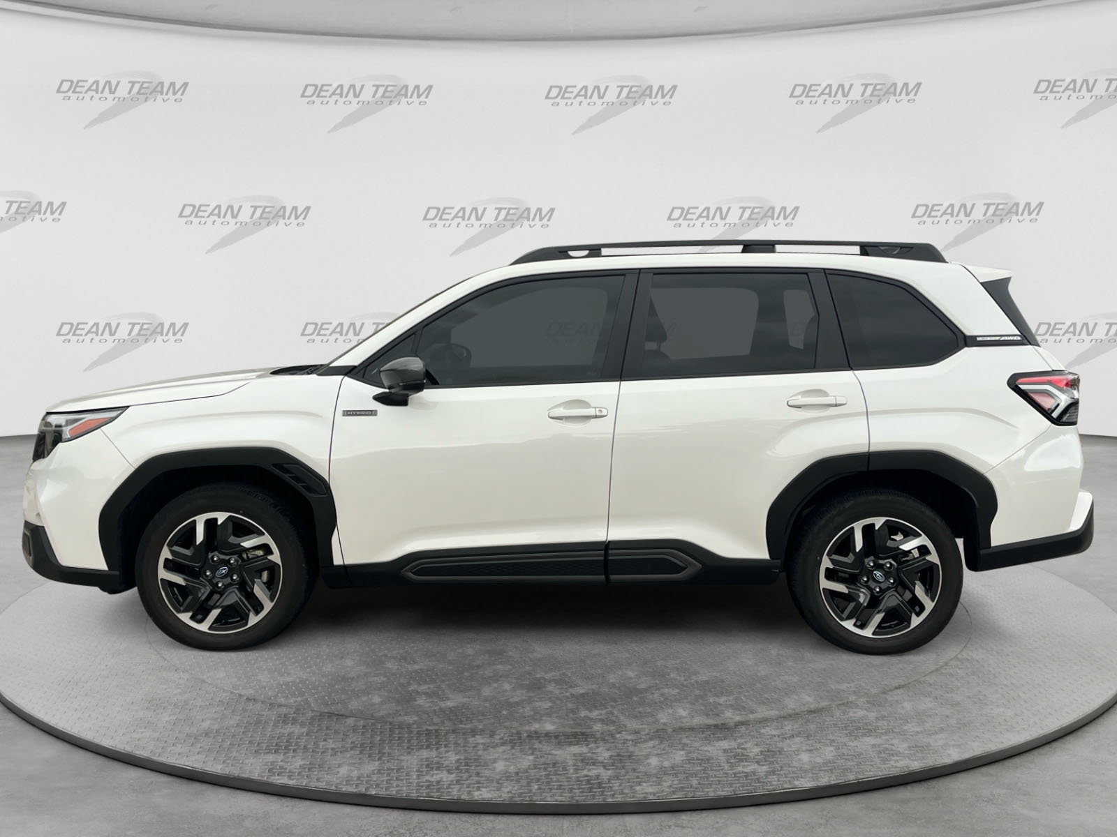 Certified 2025 Subaru Forester Limited AWD/4WD image 4