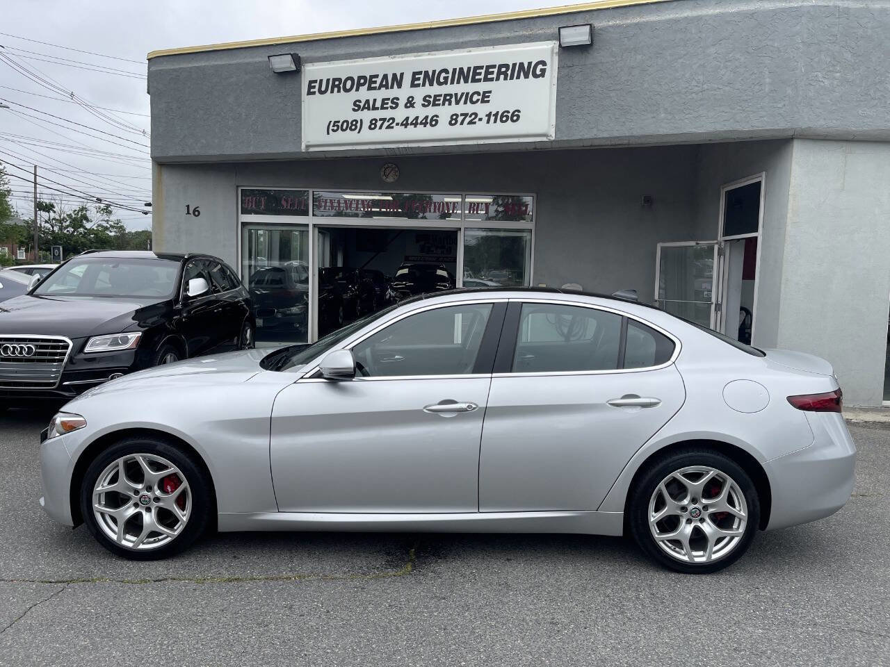 Used 2021 Alfa Romeo Giulia Ti image 4